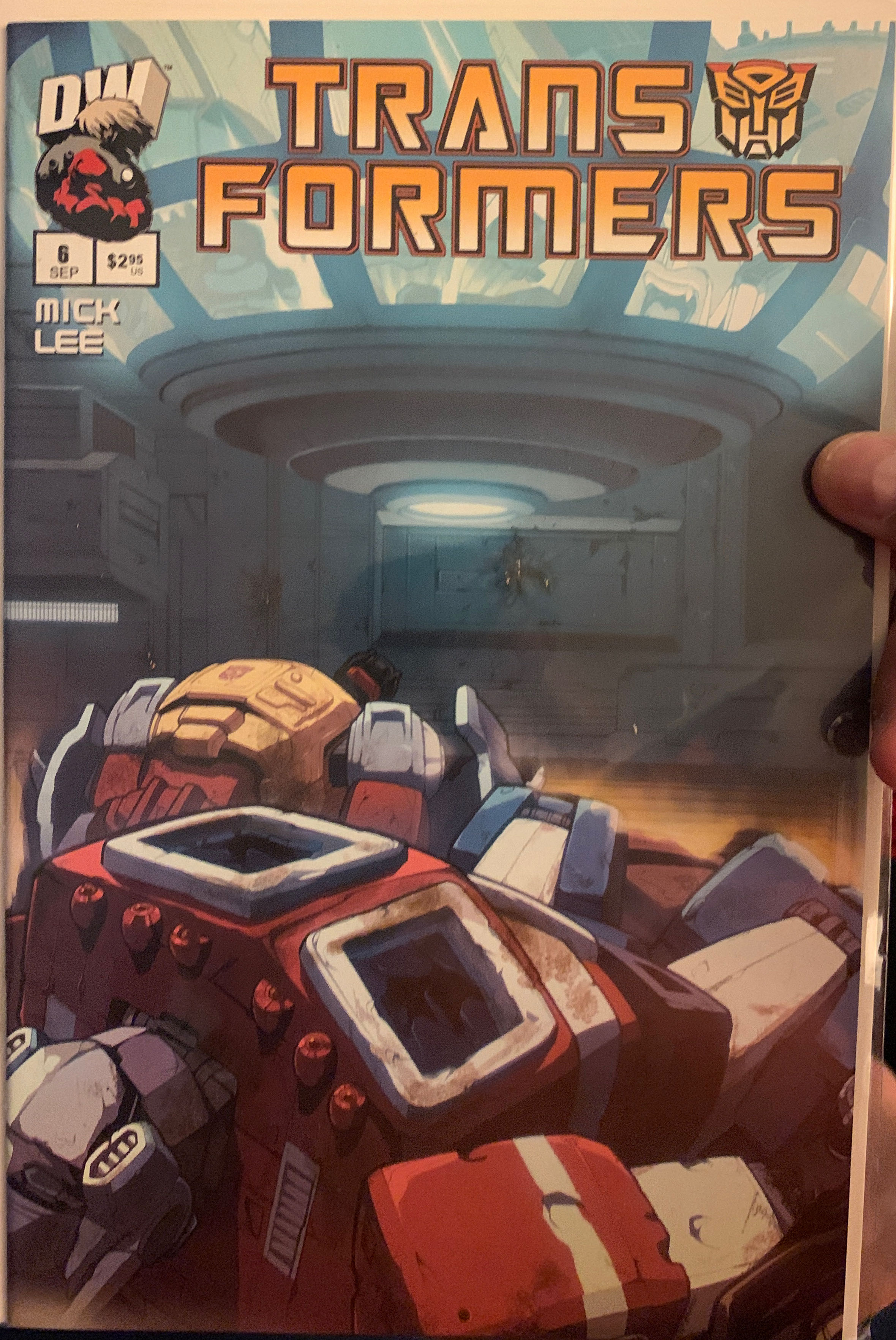 Transformers: Generation 1 - Dreamwave (6) comic book collectible [Barcode 9781933239811] - Main Image 3