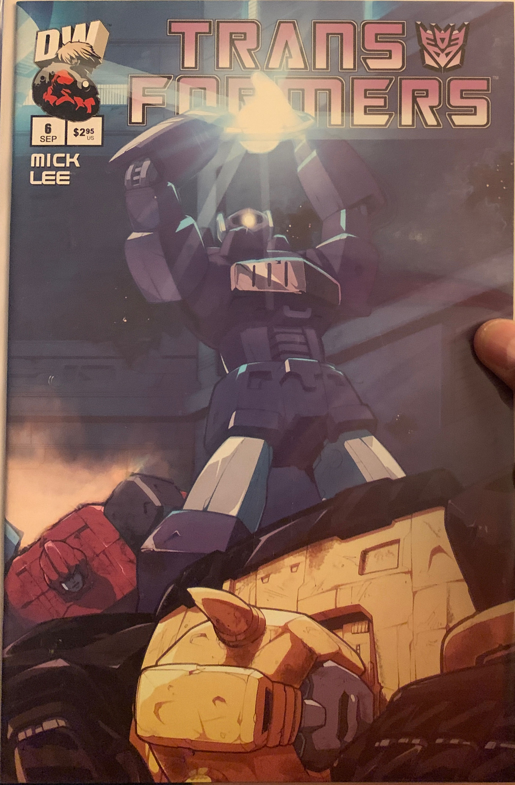 Transformers: Generation 1 - Dreamwave (6) comic book collectible [Barcode 9781933239811] - Main Image 4