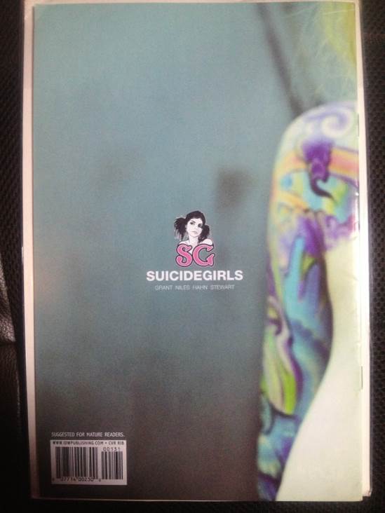 Suicide Girls - IDW (1 - 03/2011) comic book collectible [Barcode 827714002300] - Main Image 2