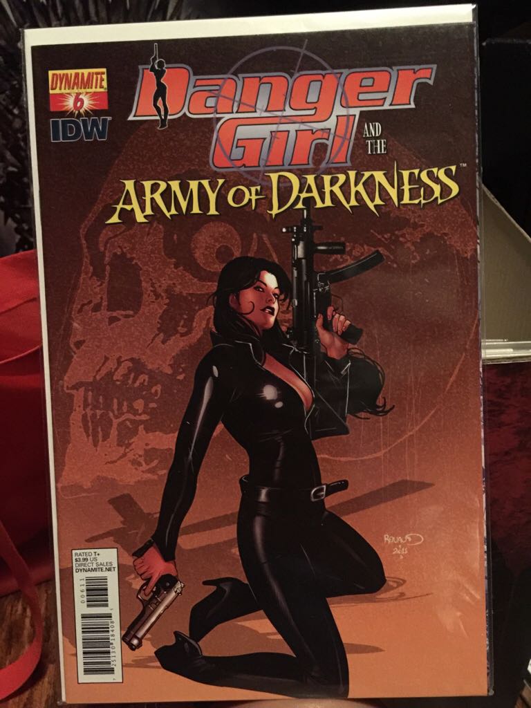 Danger Girl And The Army Of Darkness - Dynamite Comics (6) comic book collectible [Barcode 72513018408500611] - Main Image 1