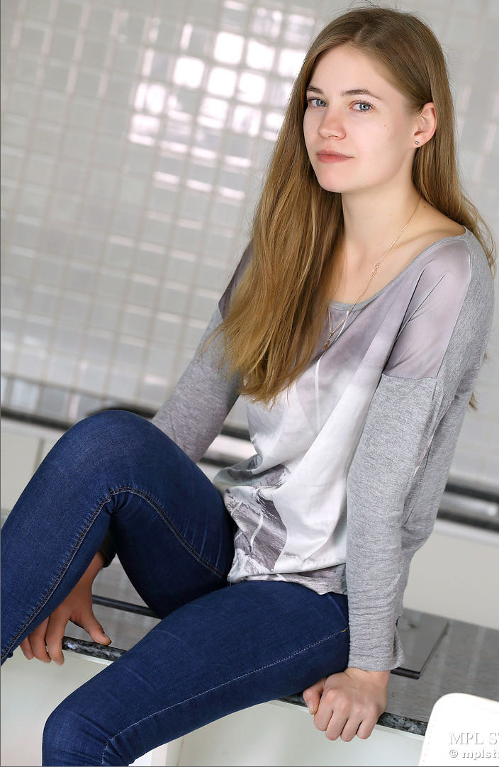 Luke Cage Power Man - Marvel Comics Group (31 - May 1976) comic book collectible [Barcode 071486021490] - Main Image 4