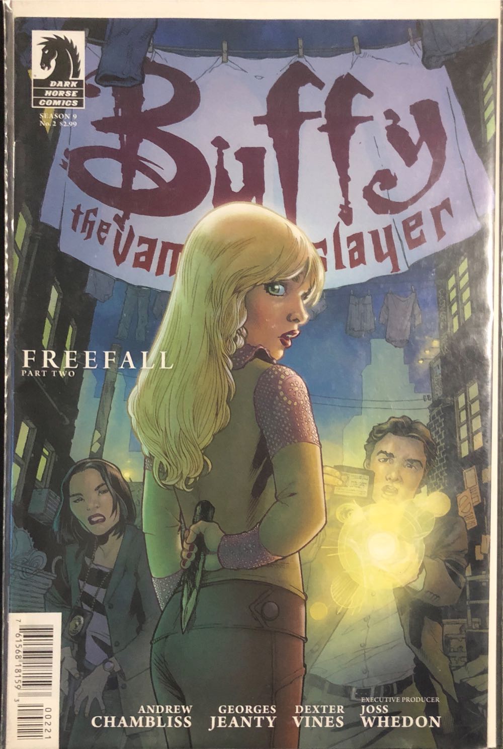 Buffy The Vampire Slayer Season Nine - Dark Horse Comics (2 - 10/2011) comic book collectible [Barcode 761568181593] - Main Image 2