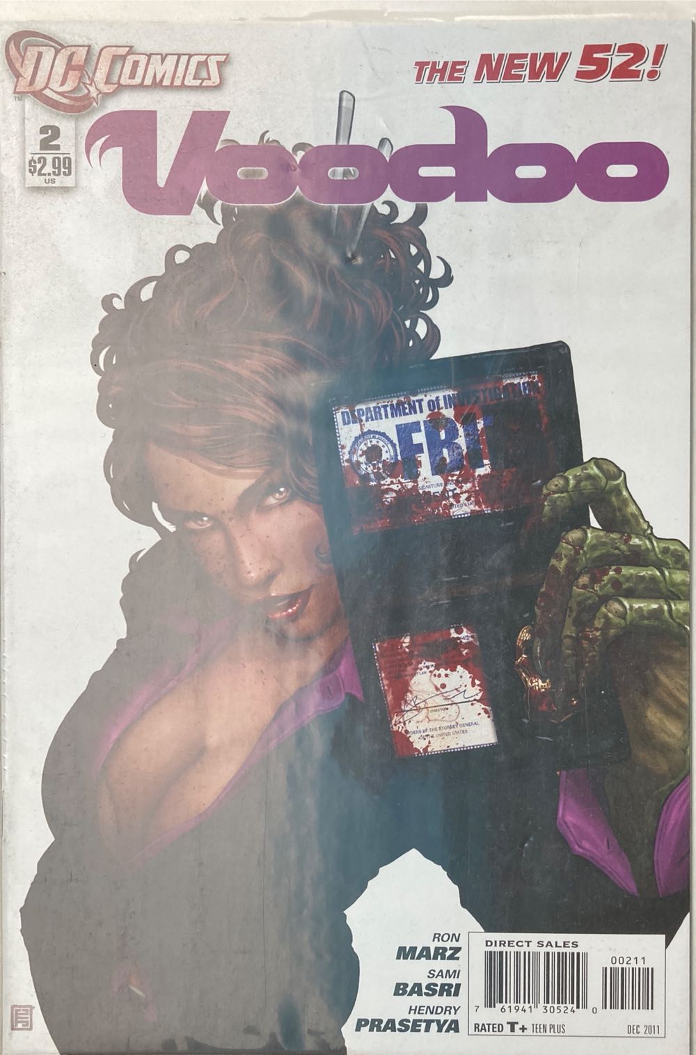 Voodoo - DC Comics (2 - Dec 2011) comic book collectible [Barcode 761941305240] - Main Image 2