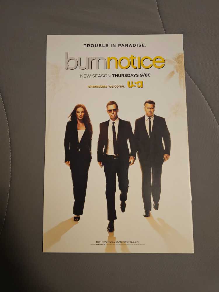 Batwing - DC Comics (12 - Oct-12) comic book collectible [Barcode 76194130679701211] - Main Image 2