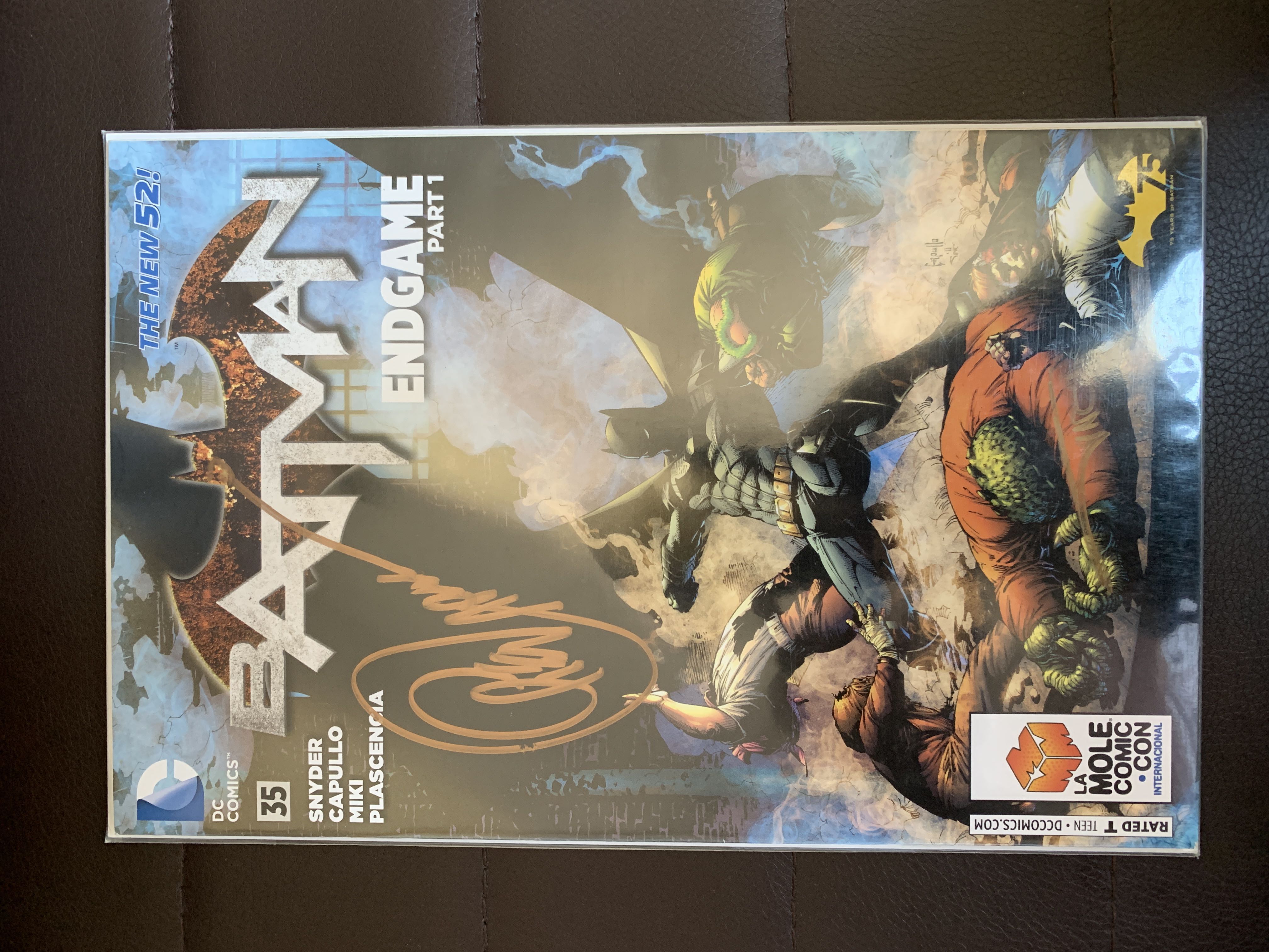 Batman New 52 - DC Comics (35) comic book collectible [Barcode 070989304307] - Main Image 3