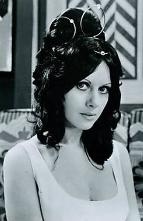 Sandman - DC (Detective Comics) (1 - Dec 1974) comic book collectible [Barcode 761941200682] - Main Image 3