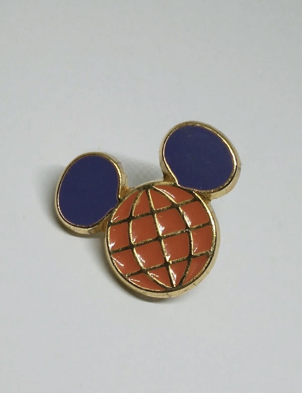 Guest Relations Cast Member Mickey Pin