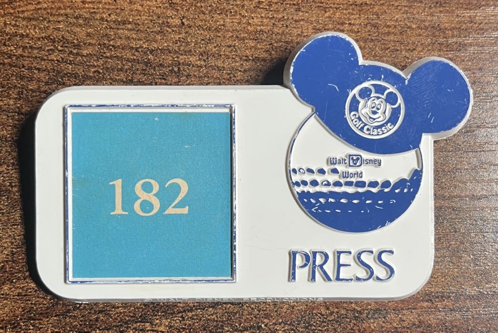 Walt Disney World Golf Press Button