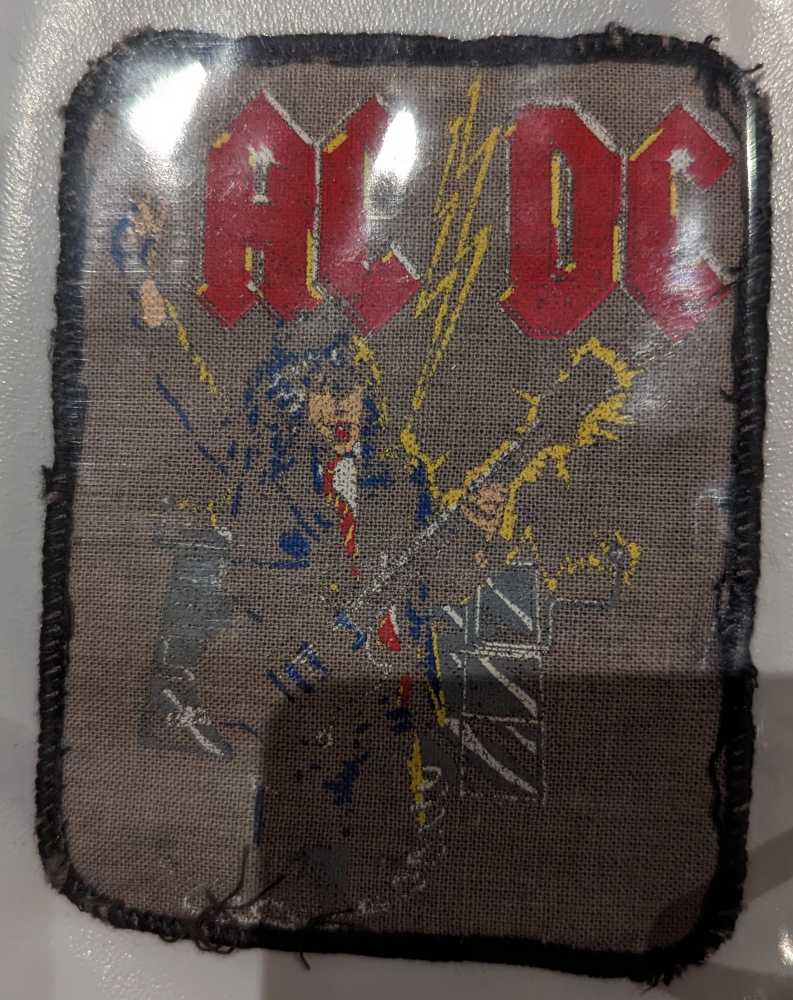 AC/DC - Angus Live
