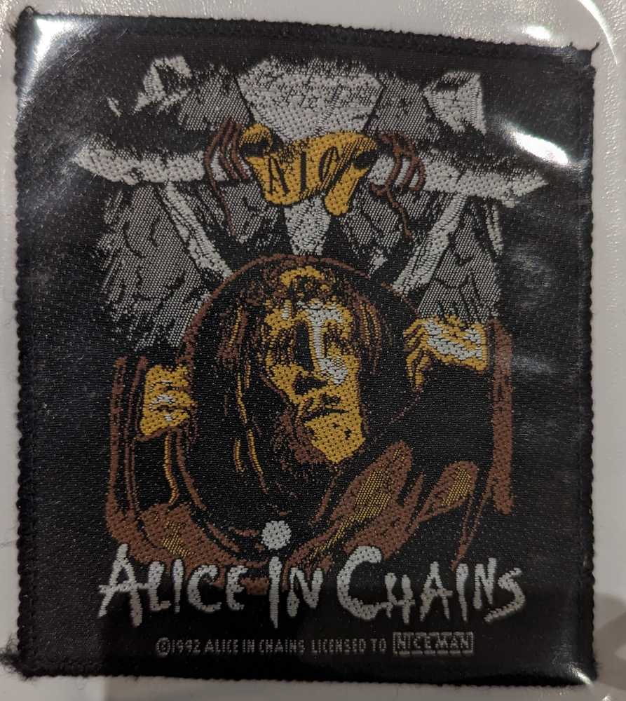 Alice In Chains - Man In The Box