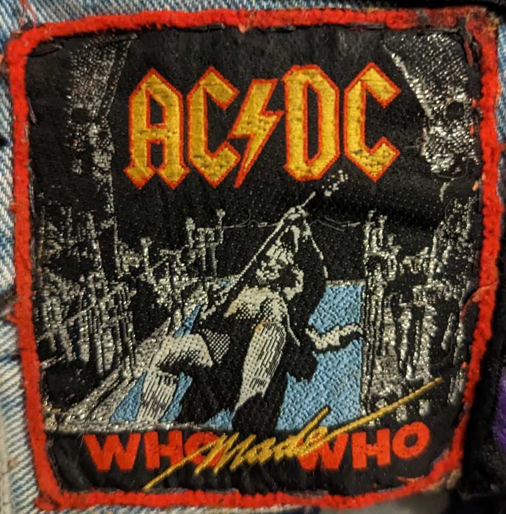 AC/DC - Who Made Who