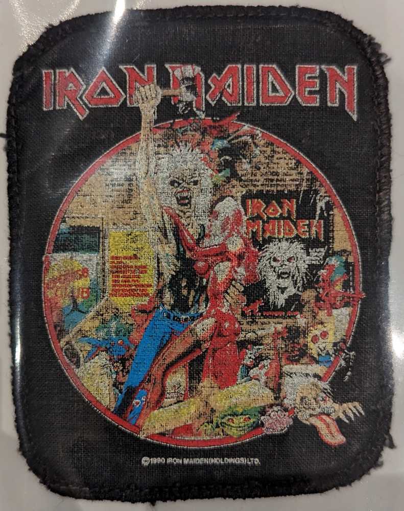 Iron Maiden - Bring Your Daughter To The Slaughter