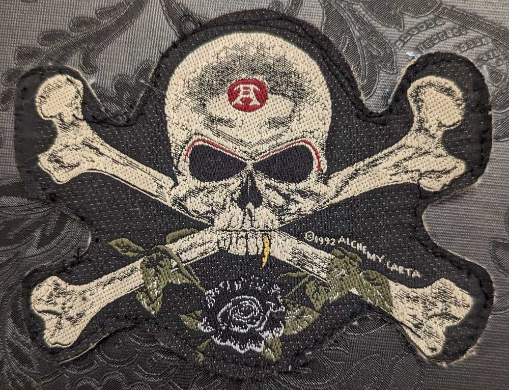 Alchemy - Skull & Bones