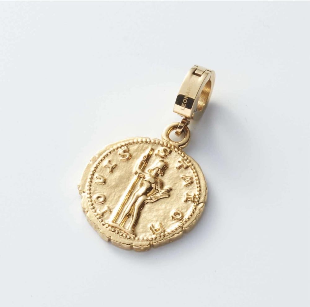 Leonardo Clip & Mix Sara