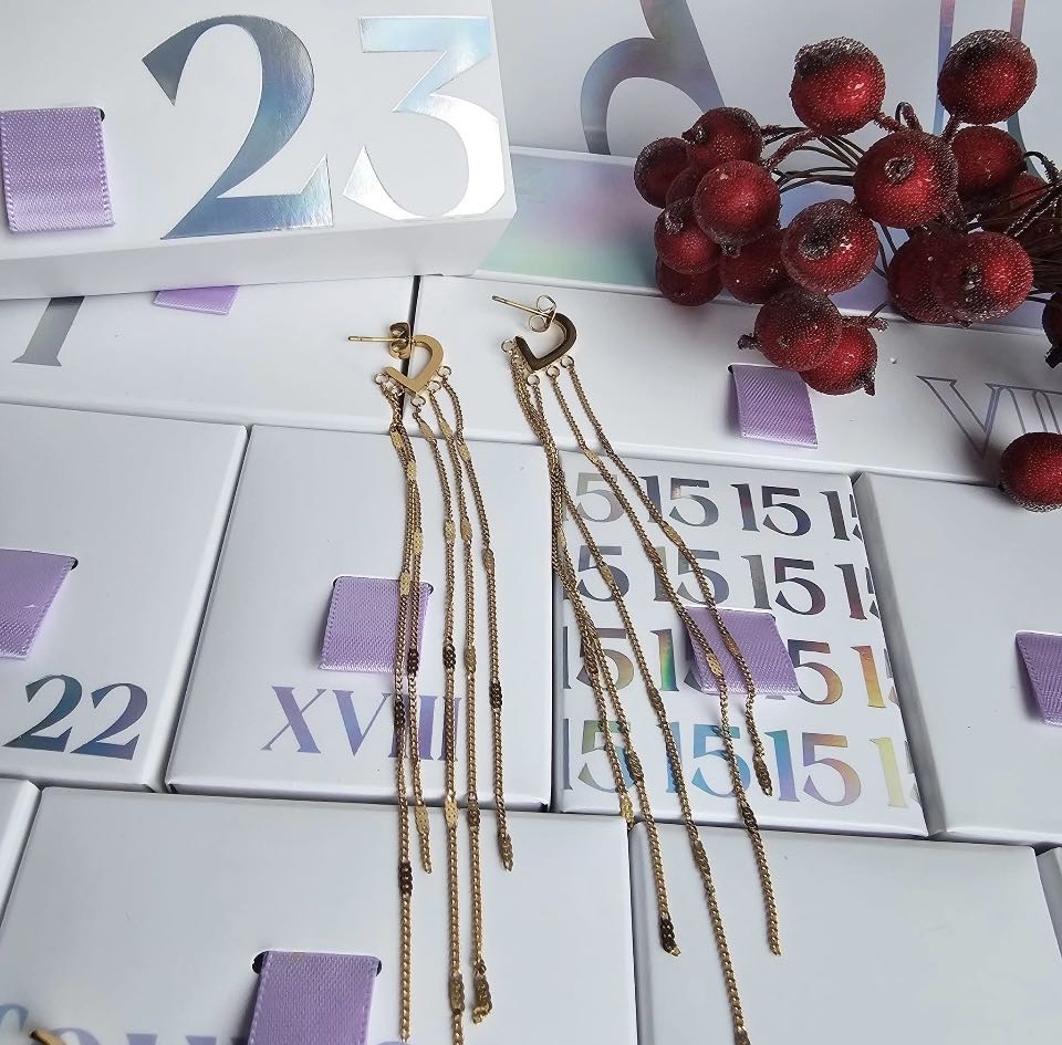 AK24 Gedrehte Ohrhänger