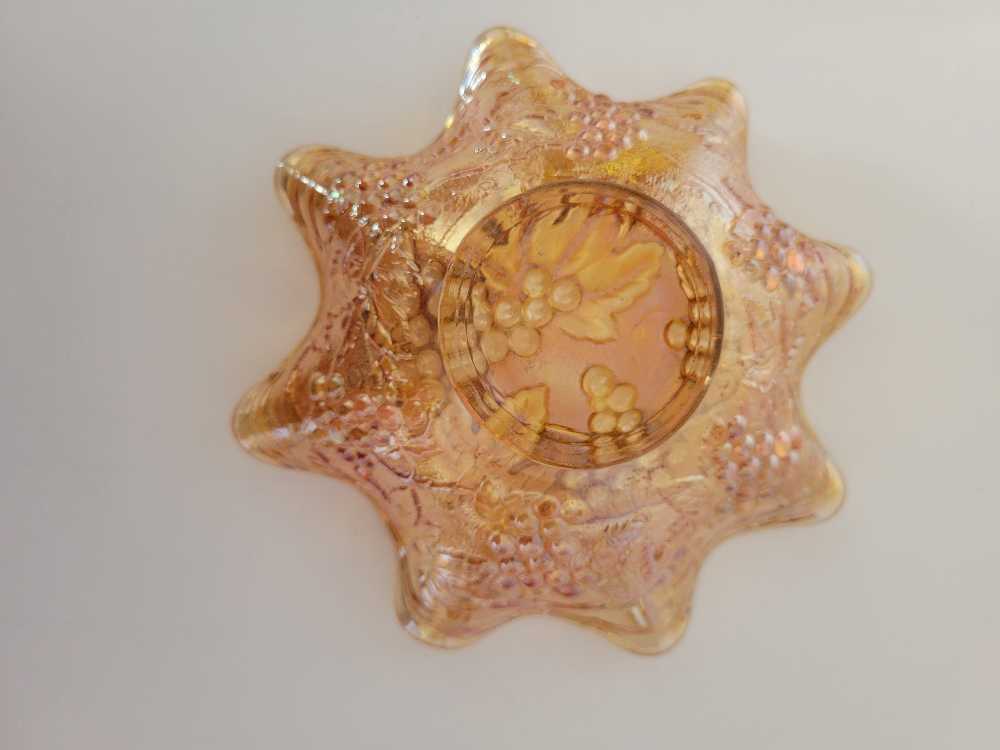 Grapes Small Ruffled Bowl  Imperial Carnival Glass  collectible - Main Image 3