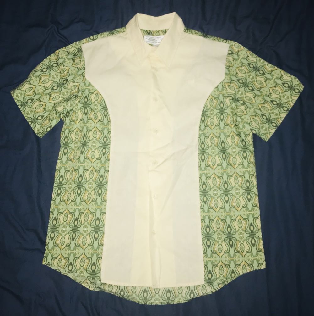 Coronado Springs Cast Costume (Medium, 2018<)
