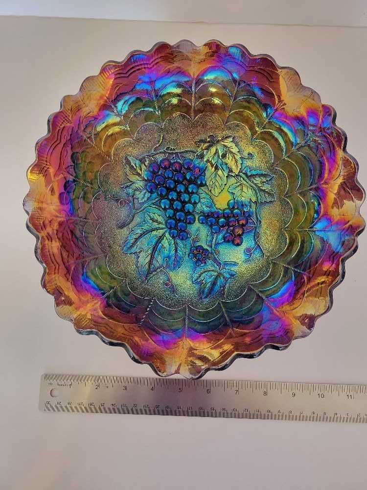 Imperial Grapes Large Ruffled Bowl