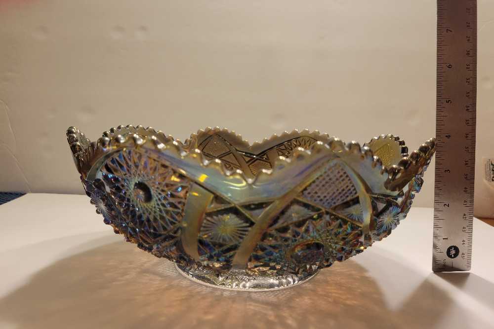 Octagon Scalloped Edge Bowl