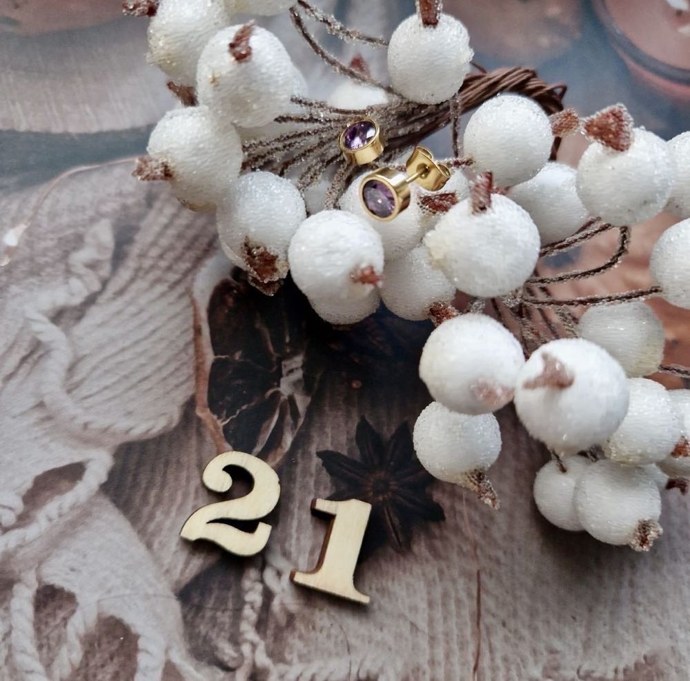 AK23 Geo Shine Purple Ohrstecker