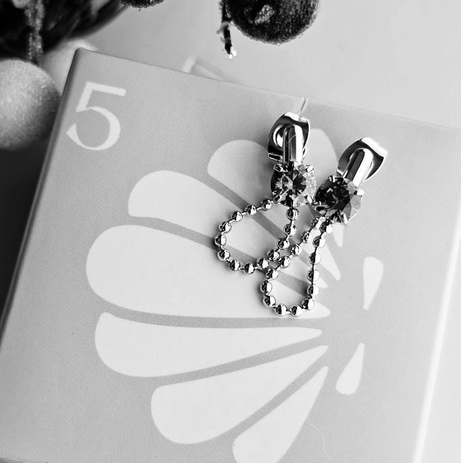 AK25 Blauer Stein Ohrstecker