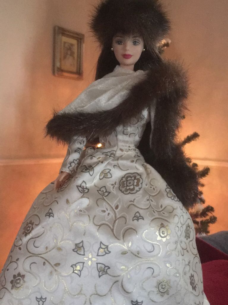 Winter Classic - Wholesale doll collectible [Barcode 014299529968] - Main Image 2