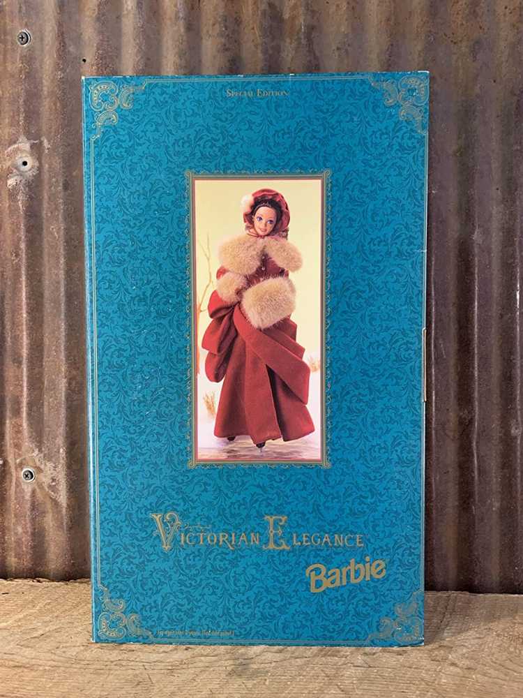 Hallmark Holiday Victorian Elegance Barbie - Black Label doll collectible [Barcode 015012269529] - Main Image 3