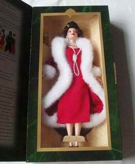 Holiday Voyage Barbie - Hallmark doll collectible [Barcode 015012432435] - Main Image 1