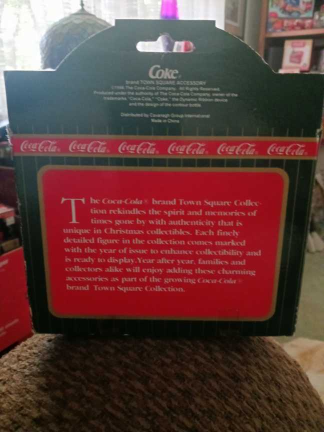 Coca-Cola Town Square Collection Thermometer 1996 - Coca-Cola vinyl figure collectible - Main Image 2