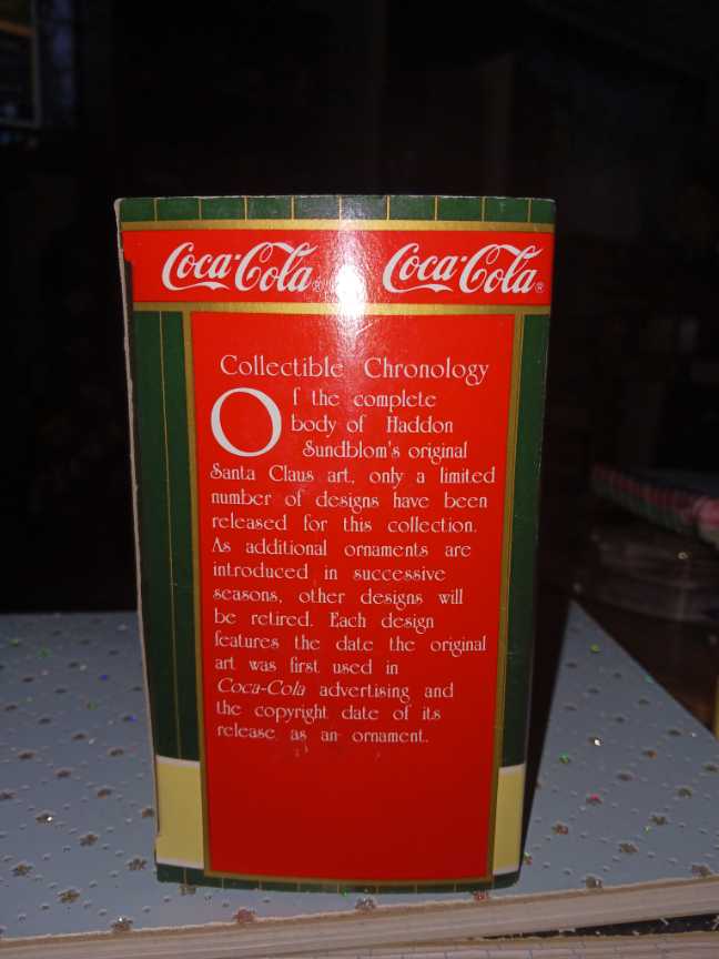 Coca-Cola Trim A Tree Collection Santa 1942 On Stairs 1997 - Coca-Cola vinyl figure collectible - Main Image 4