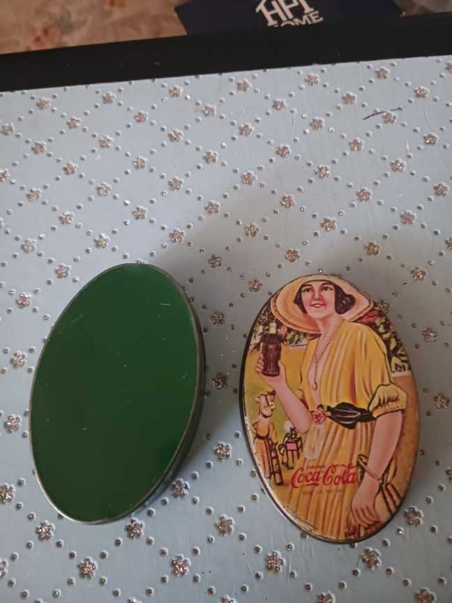 Pepsi-Cola Metal Tin Advertising Mini 1973 - Pepsi vinyl figure collectible - Main Image 3