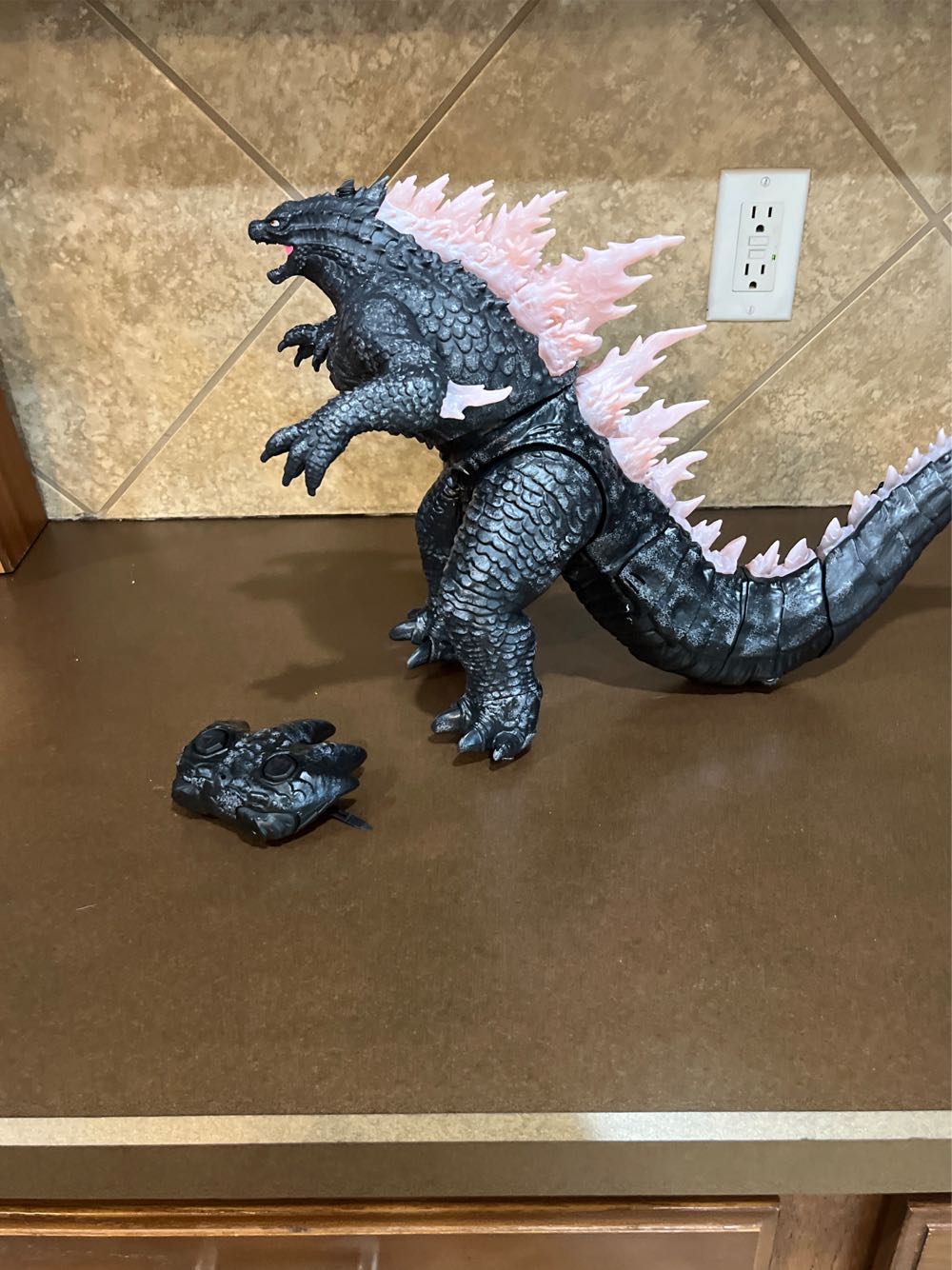 Jada Godzilla X Kong: Heat Ray Breath Godzilla R/C - Godzilla vinyl figure collectible [Barcode 801310349946] - Main Image 2
