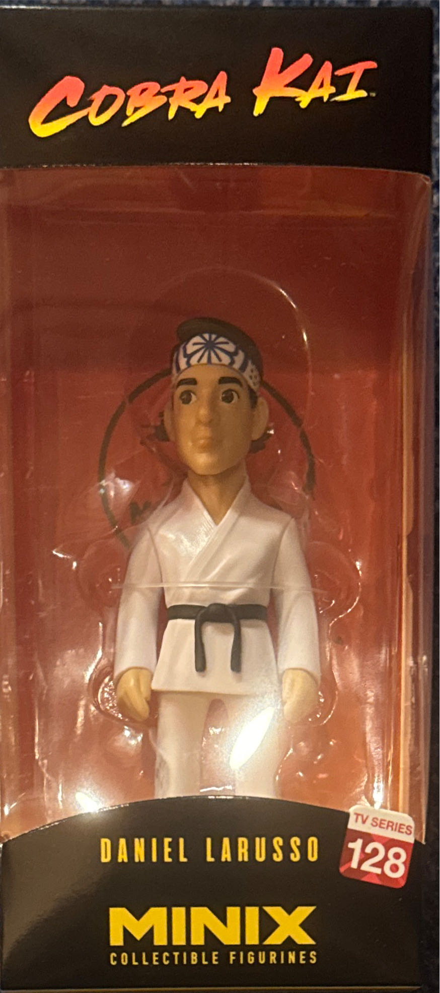 Minix Daniel Larusso 128  vinyl figure collectible [Barcode 8436605113456] - Main Image 2