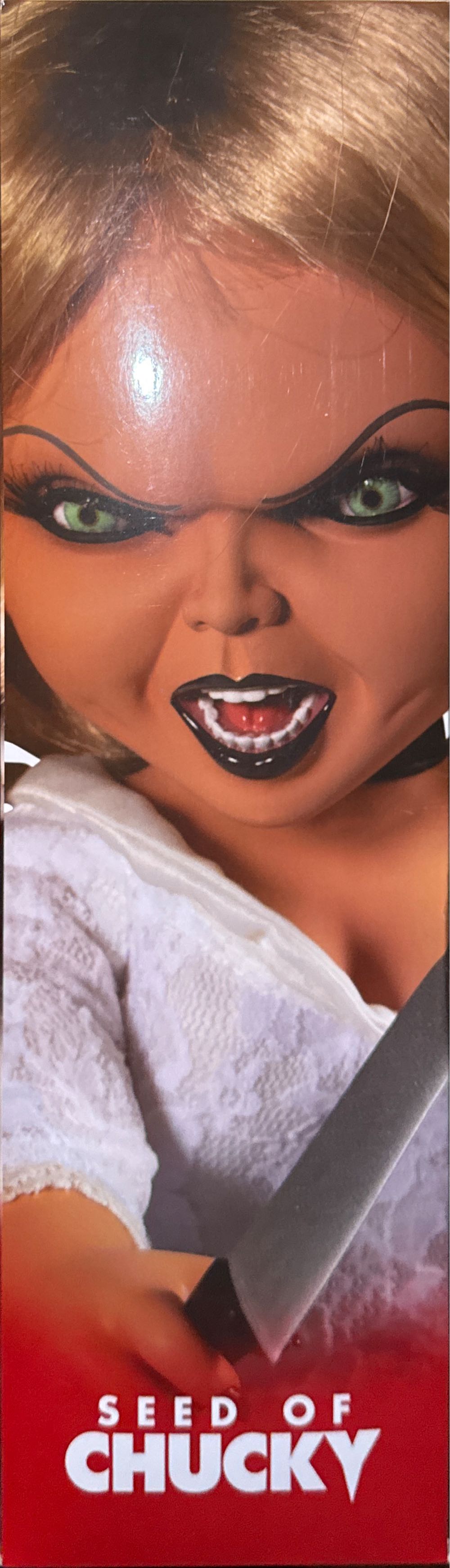 Tiffany  vinyl figure collectible [Barcode 696198780420] - Main Image 3