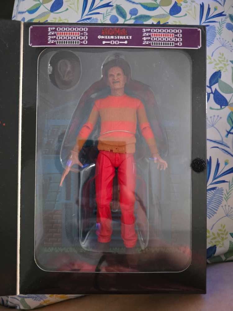 Freddy Krueger Neca Les Griffes De La Nuit Freddy Krueger Classic Figurine 18cm  vinyl figure collectible [Barcode 634482397565] - Main Image 2