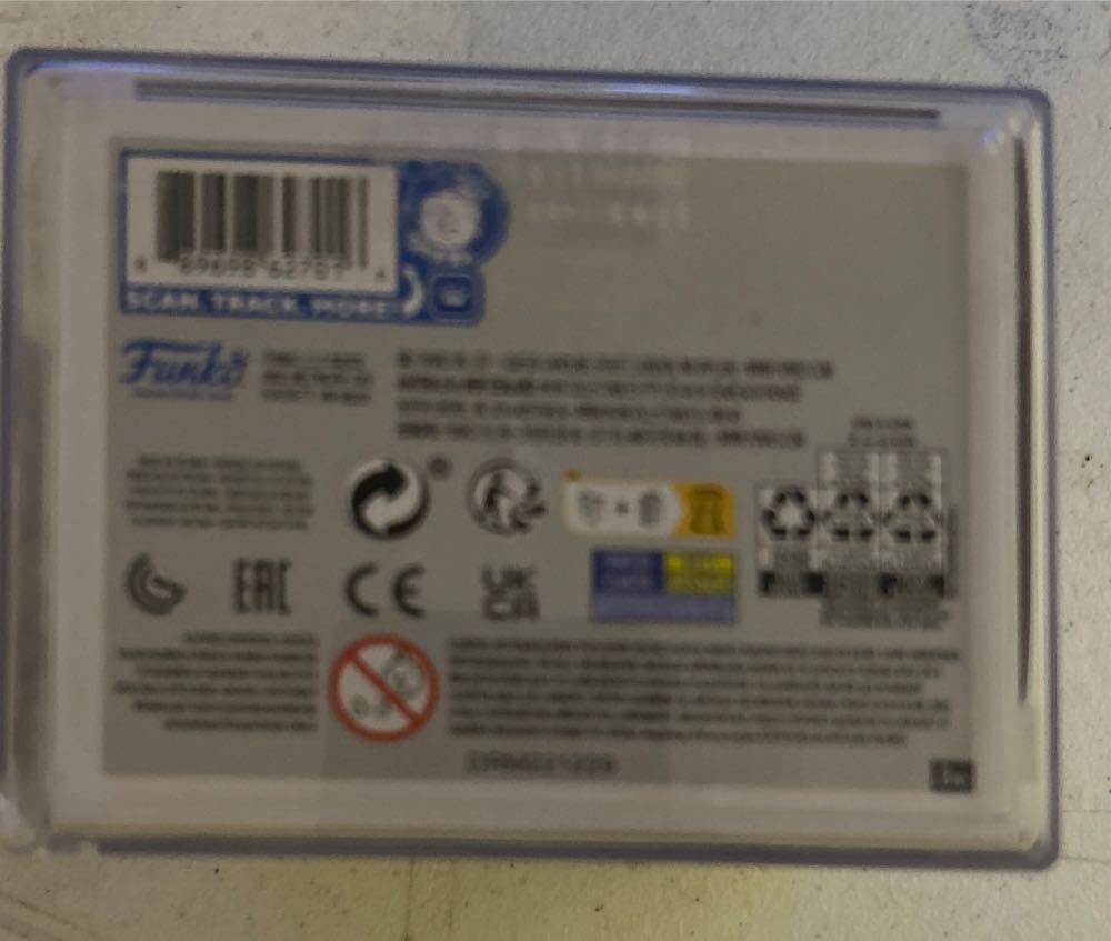 Red Hawk Luffy (Funko Exclusive, Glow, Chase) - One Piece vinyl figure collectible [Barcode 889698627016] - Main Image 4