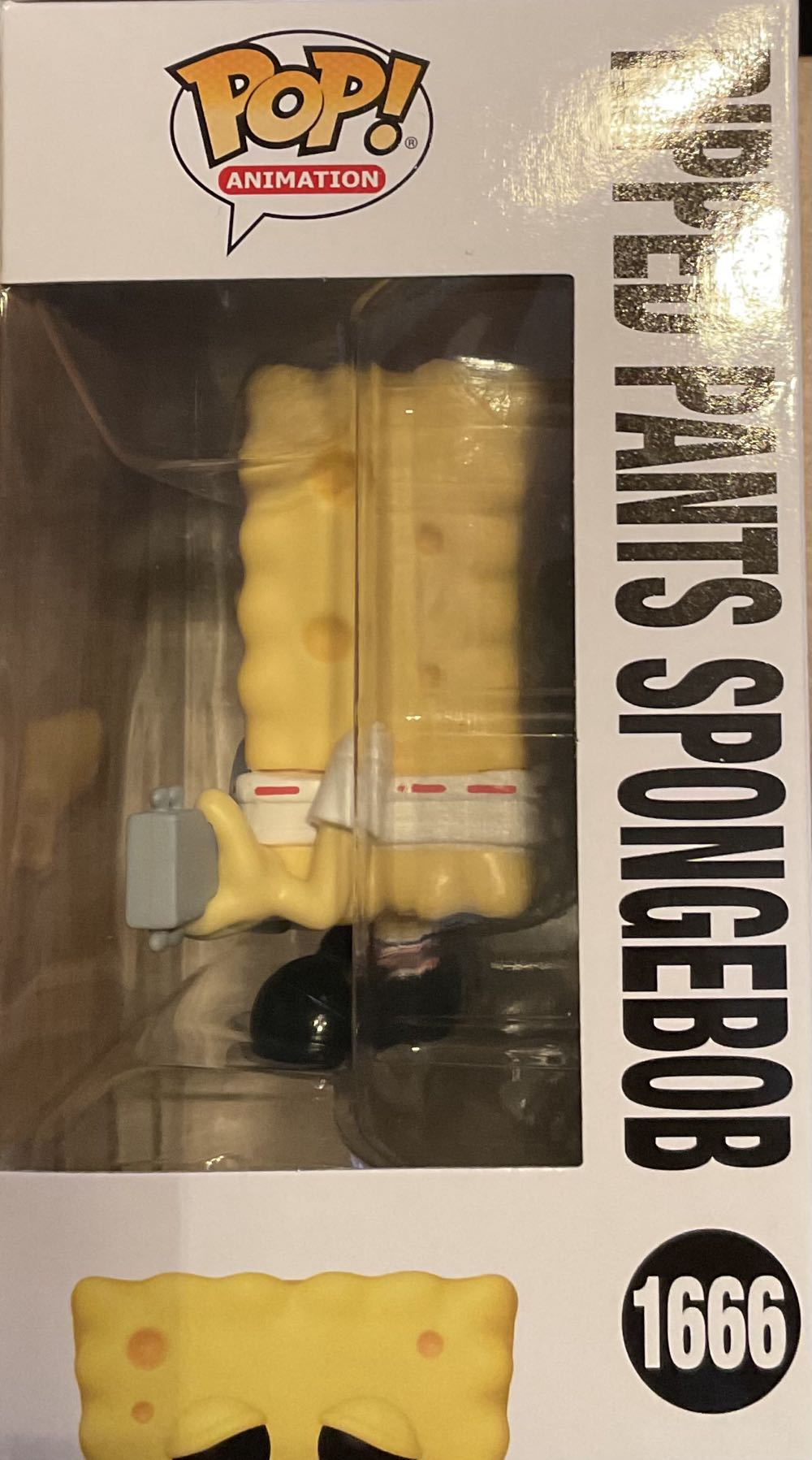 Ripped Pants Spongebob - SpongeBob SquarePants vinyl figure collectible [Barcode 889698757355] - Main Image 3