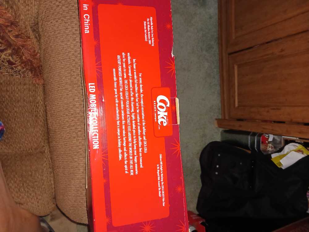 Coca-Cola Mobile With Polar Bear And Reindeer And Earth 🌎  - Coca-Cola vinyl figure collectible - Main Image 4