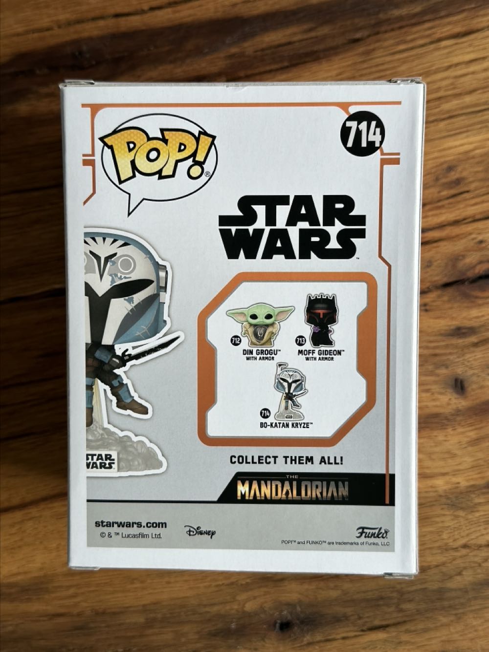 Bo-Katan Kryze - Star Wars: The Mandalorian vinyl figure collectible [Barcode 889698800037] - Main Image 2