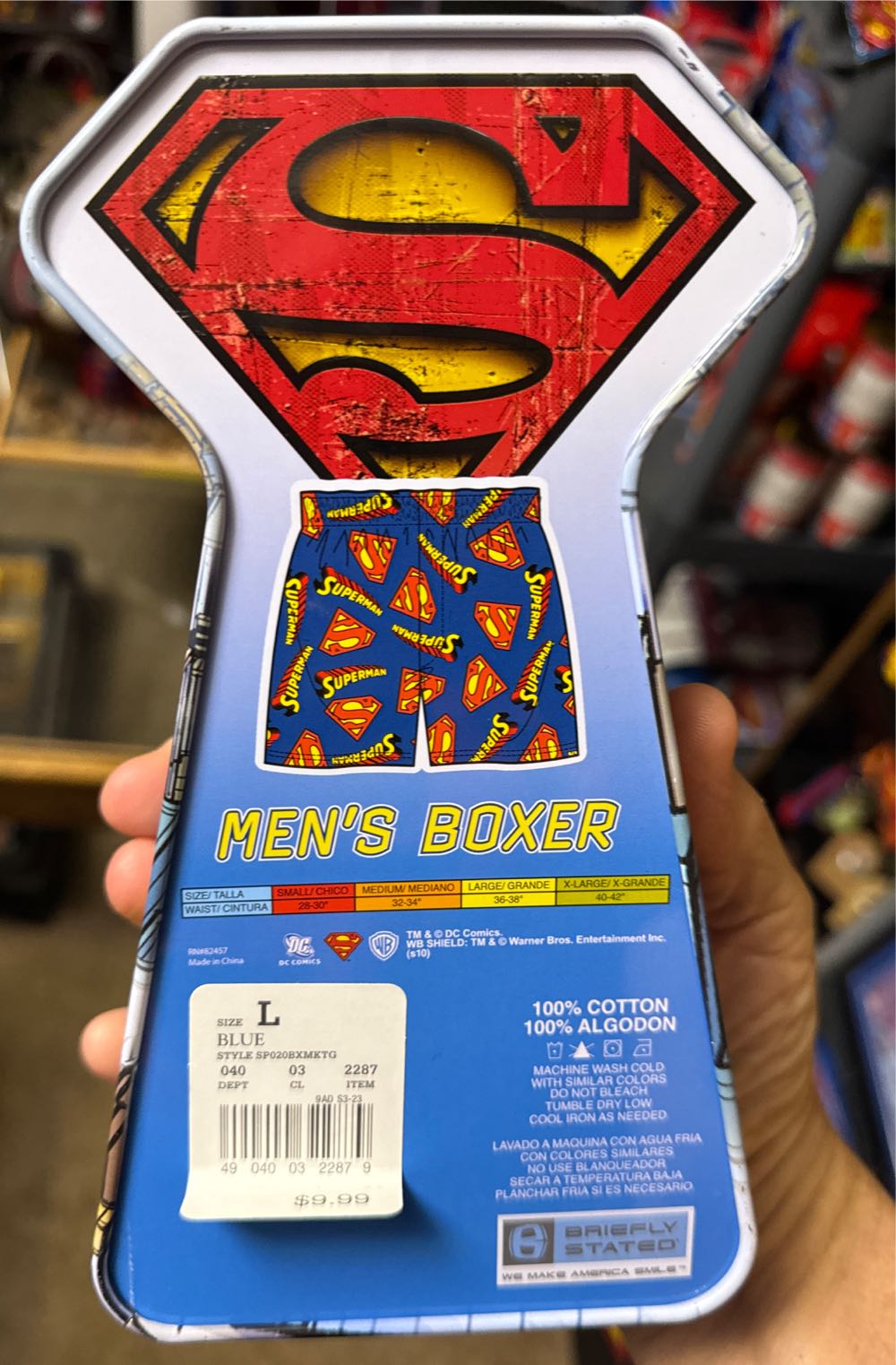 Superman Tin With Boxer Shorts Inside  vinyl figure collectible - Main Image 2