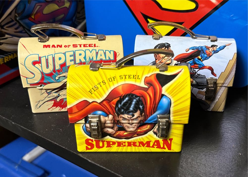 Superman Miniature Lunchpail Tin  vinyl figure collectible - Main Image 4