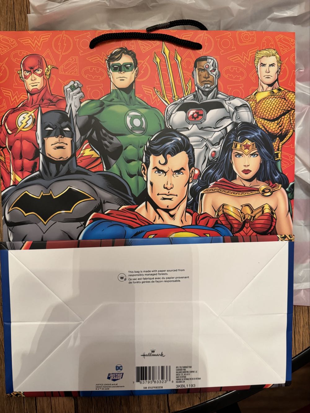 Justice League Superman gift bag  vinyl figure collectible - Main Image 2