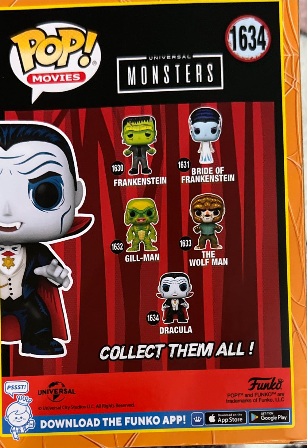 Dracula - Universal Monsters vinyl figure collectible [Barcode 889698809962] - Main Image 2