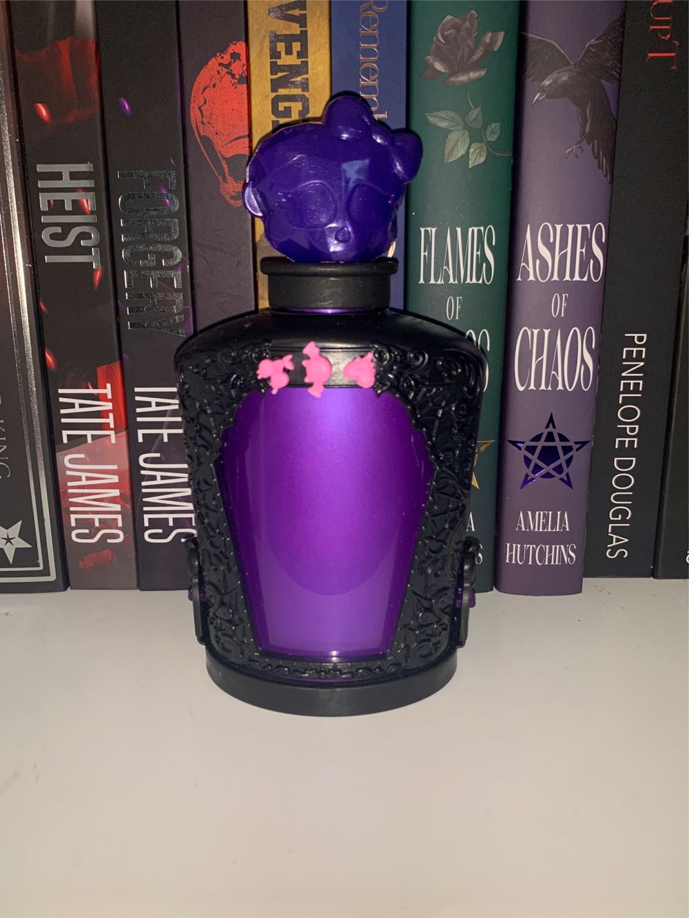 Potions Draculaura  vinyl figure collectible - Main Image 2