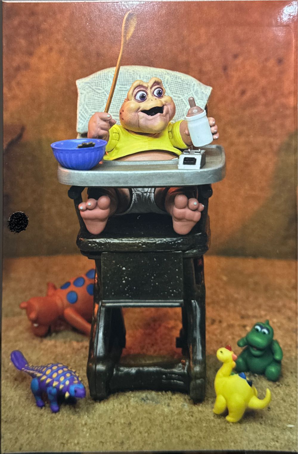 Neca Dinosaurs: Baby Sinclair - Dinosaurs vinyl figure collectible [Barcode 634482435212] - Main Image 3