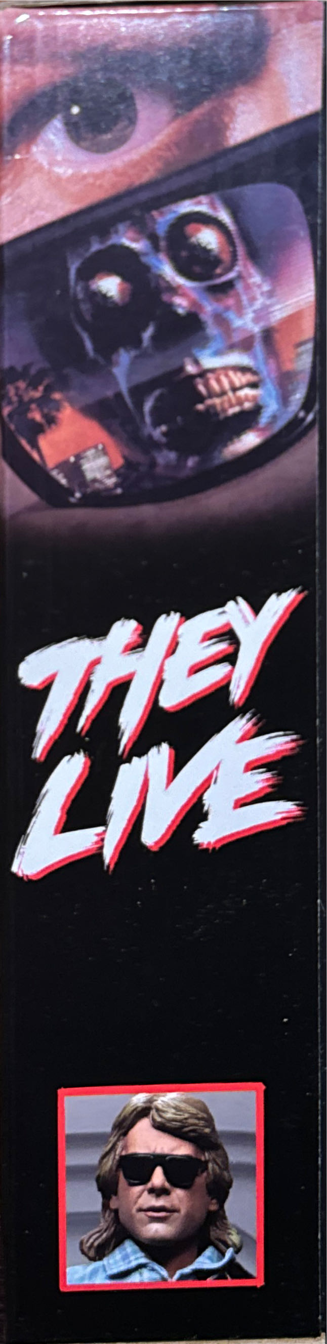 John Nada - They Live vinyl figure collectible [Barcode 634482148778] - Main Image 2