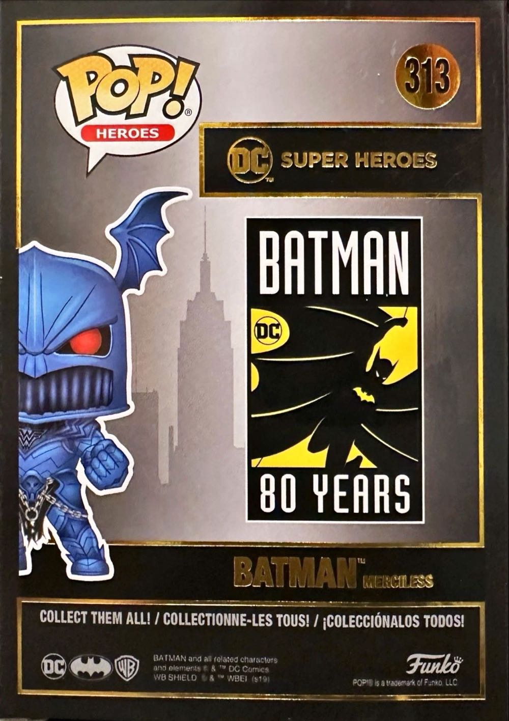 Batman - Merciless - Batman vinyl figure collectible [Barcode 12165363] - Main Image 2