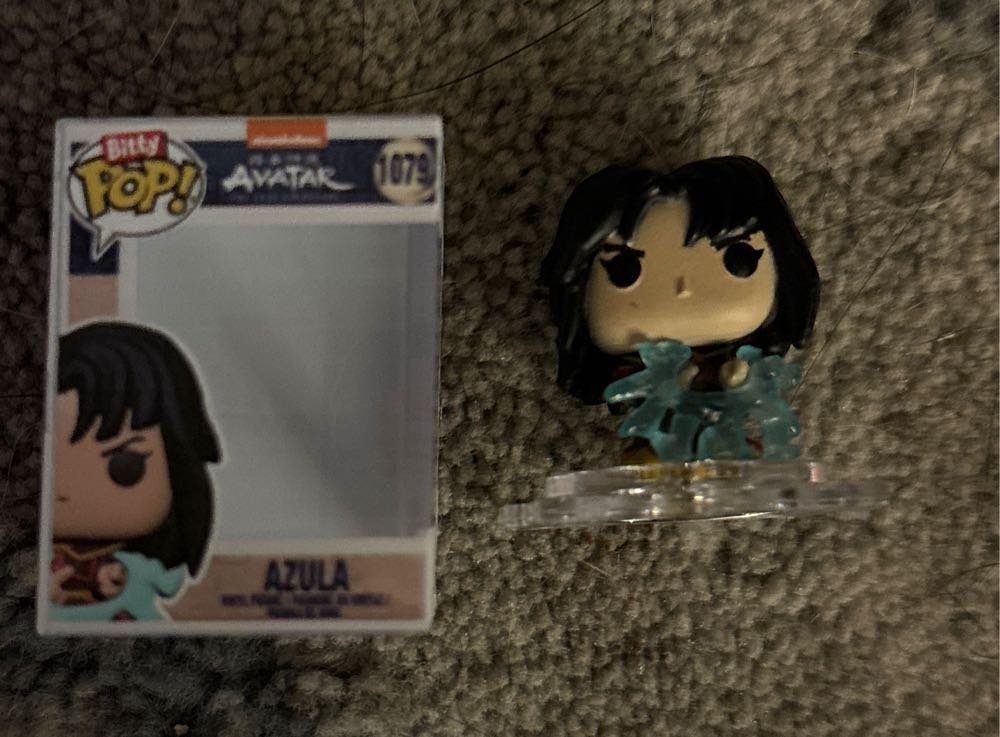 Azula - Avatar: The Last Airbender vinyl figure collectible - Main Image 3