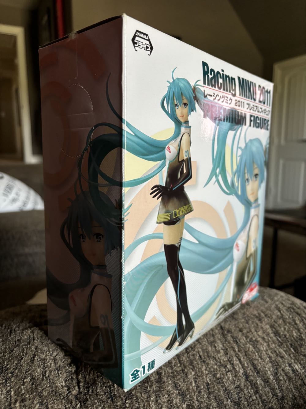 SEGA Hatsune Miku Racing Miku  vinyl figure collectible - Main Image 3
