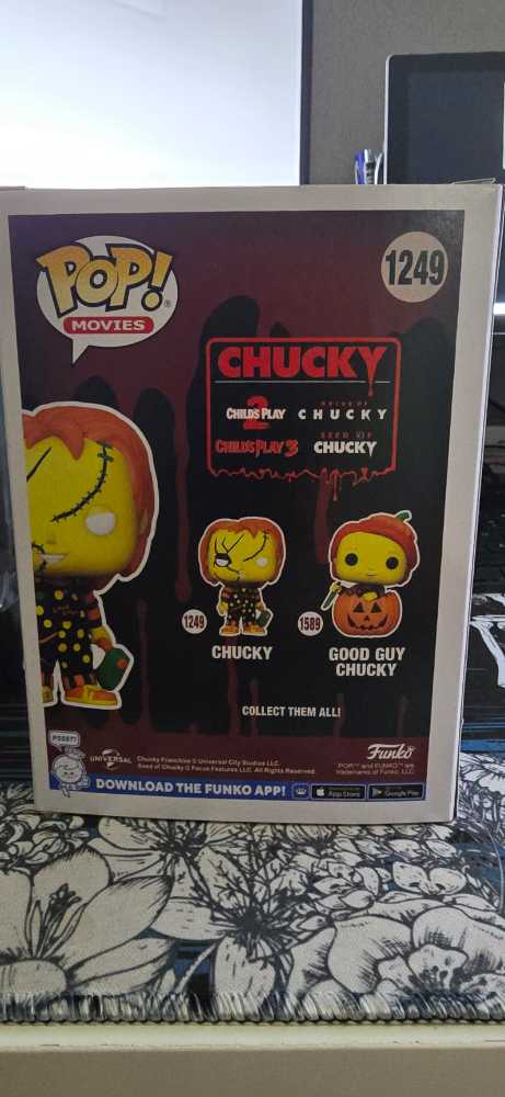Chucky #1249 Christmas  vinyl figure collectible - Main Image 2
